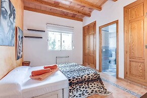 Alcudia Beach Front Villa, Private Indoor Pool