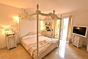 Alcudia Beach Front Villa, Private Indoor Pool