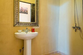 Amazing Riad-hotel In Lalla Takerkouste