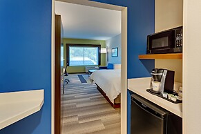 Holiday Inn Express And Suites Winston Salem Sw Clemmons by IHG