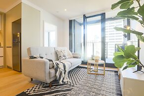 Kozyguru Docklands Modern 1 Room Unit