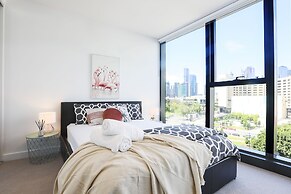 Kozyguru Docklands Modern 1 Room Unit