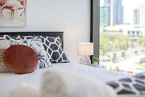 Kozyguru Docklands Modern 1 Room Unit