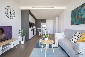 KOZYGURU Docklands Cozy Water View 1BED