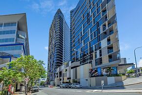 KOZYGURU BRISBANE ONE 1Bed APT Parking