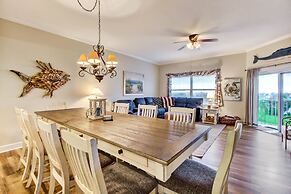Ocean Park Condo Next to Fort Clinch State Park by RedAwning