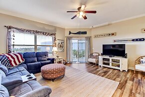 Ocean Park Condo Next to Fort Clinch State Park by RedAwning