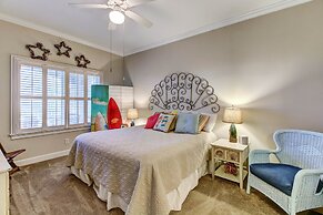 Ocean Park Condo Next to Fort Clinch State Park by RedAwning
