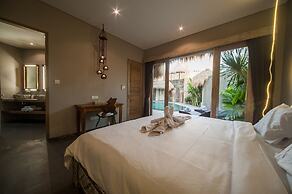 Luxury Villas Merci Resort 3 Bedrooms Seminyak 1