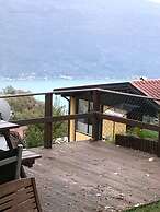 Inviting 2-bed House in Tignale