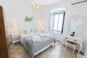 Hydra's Pearl - Blue Pearl