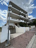 Hector Apartment Airport