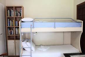 Hector Villa Airport