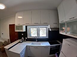 Hector Villa Airport