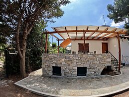 Hector Villa Airport