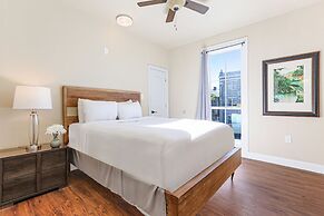 Fully Furnished Condos Near St Charles