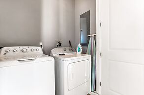 Fully Furnished Condos Near St Charles