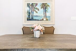 Fully Furnished Condos Near St Charles