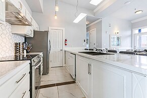 Fully Furnished Condos Near St Charles