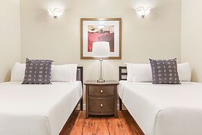 Fully Furnished Condos Near St Charles