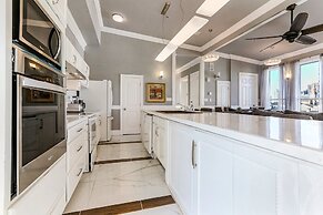 Fully Furnished Condos Near St Charles