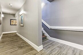 Fully Furnished Condos Near St Charles