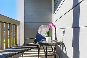 Fully Furnished Condos Near St Charles