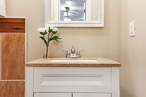 Fully Furnished Condos Near St Charles