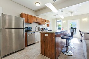 Fully Furnished Condos Near St Charles