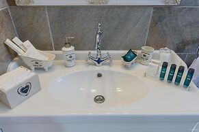 Hydra's Pearl - Gold Pearl