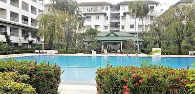 Large 1st Floor Studio Condo at Baan Suan Lalana