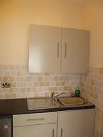 2 Berth, Ground Floor Flat, Apsley 2