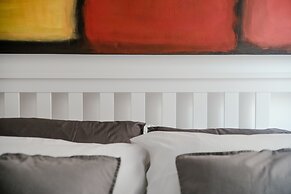 MARK'S GALLERY - By MyHomeInComo