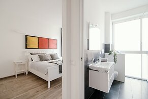 MARK'S GALLERY - By MyHomeInComo