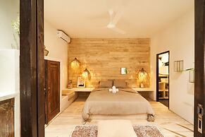 Fabulous 3BR Boho-chic Style, Umalas With Staff