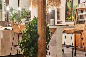 Fabulous 3BR Boho-chic Style, Umalas With Staff