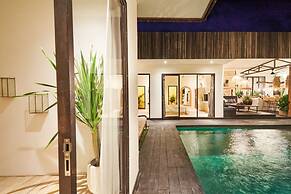 Fabulous 3BR Boho-chic Style, Umalas With Staff