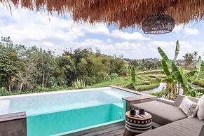 Batukaru Private Pool Suite 3