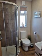 Captivatingly Stunning 2-bed Chalet in Bridlington