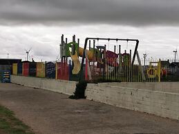 Captivatingly Stunning 2-bed Chalet in Bridlington