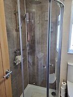 Captivatingly Stunning 2-bed Chalet in Bridlington