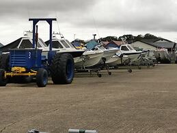 Captivatingly Stunning 2-bed Chalet in Bridlington