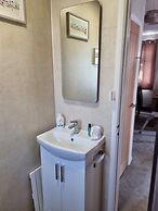 Captivatingly Stunning 2-bed Chalet in Bridlington