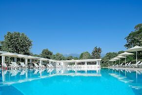 Olympios Zeus Hotel Bungalows