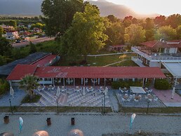 Olympios Zeus Hotel Bungalows