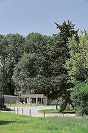 Olympios Zeus Hotel Bungalows