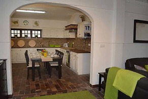 Quality 8-bed Villa in Sao Martinho do Porto