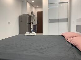 Smiley Apartment District 2