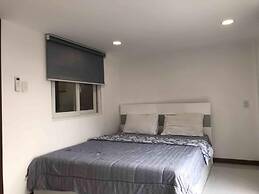 Smiley Apartment District 2