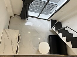 Smiley Apartment District 2